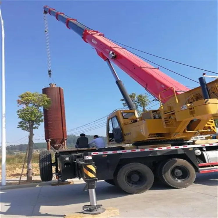 峨边专业吊车租赁多少钱