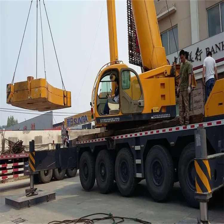 峨边当地吊车出租|机器吊装|75吨|工厂搬迁服务